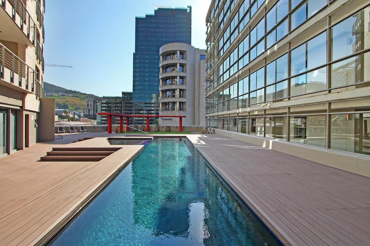 Full Power, Long Stay Rates, Walk To V&A Waterfront, Fibre Wifi, Gym & Pool Kapstadt Apartment